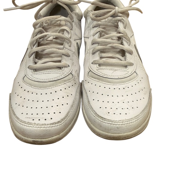 WOMEN'S NikeCourt Zoom Lite 3 Tennis Shoe - SIZE 9 - Picture 3 of 6